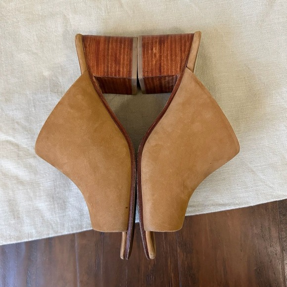 NISOLO Open-Toe Paloma Mules Heeled Sandals in Sand - Picture 7 of 14